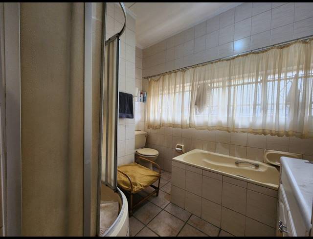 3 BEDROOM HOUSE FOR SALE IN PEACEHAVEN